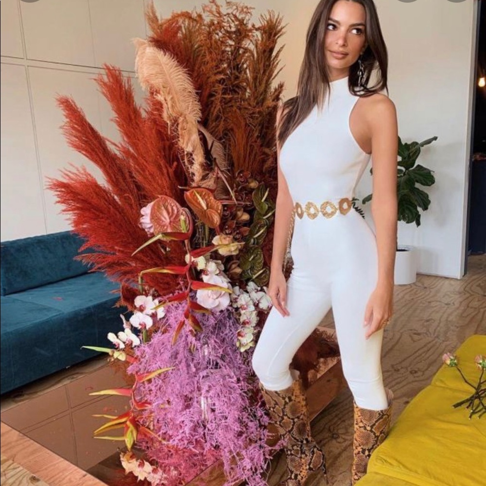 Catsuit, supercute for winter white season.